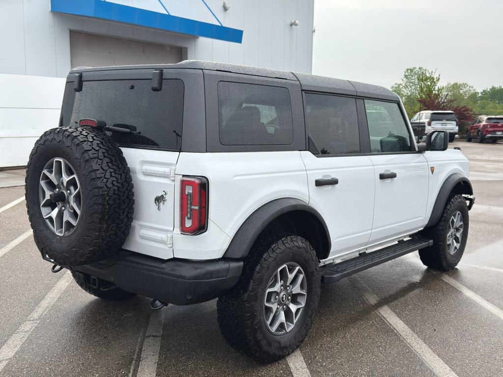 Used 2024 Ford Bronco Badlands AWD/4WD image 5