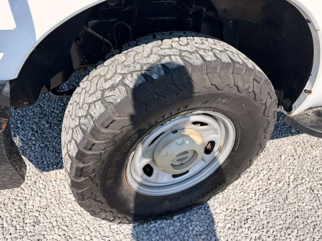 Used 2016 Ford F250 XL w/ Power Equipment Group AWD/4WD image 13