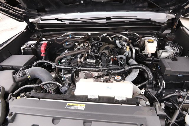 Used 2024 Toyota Tacoma SR5 AWD/4WD image 30