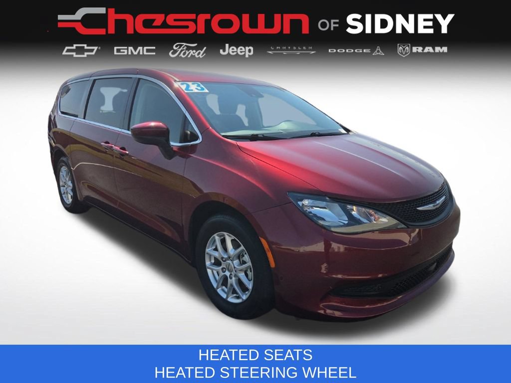 Used 2023 Chrysler Voyager LX FWD image 3