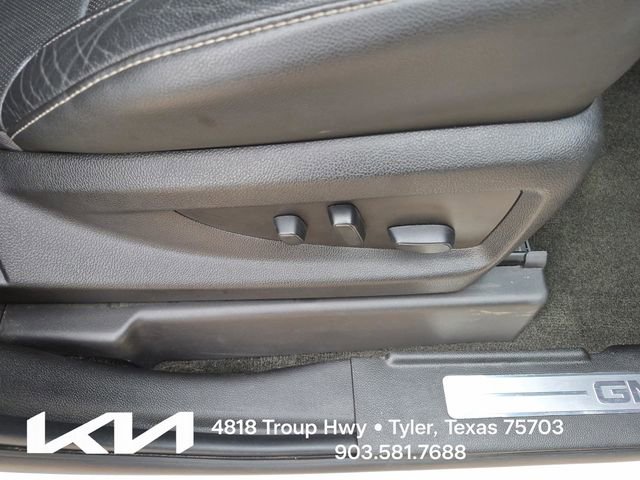 Used 2018 GMC Yukon XL SLT AWD/4WD image 17