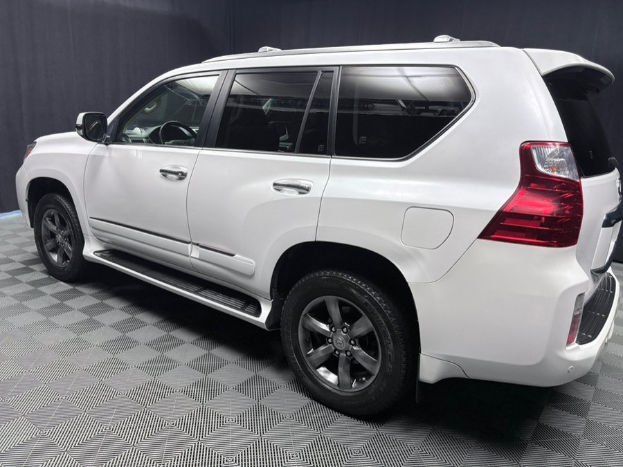 Used 2013 Lexus GX 460 Premium AWD/4WD image 16