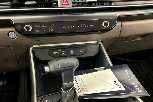 New 2026 Kia Carnival LX image 7
