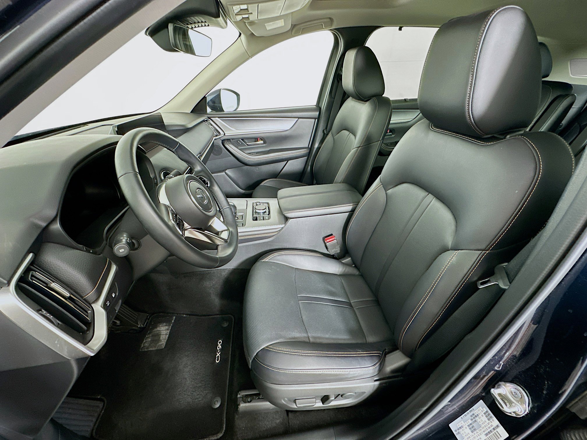 Used 2024 MAZDA CX-90 Plug-In Hybrid w/ Preferred AWD/4WD image 13