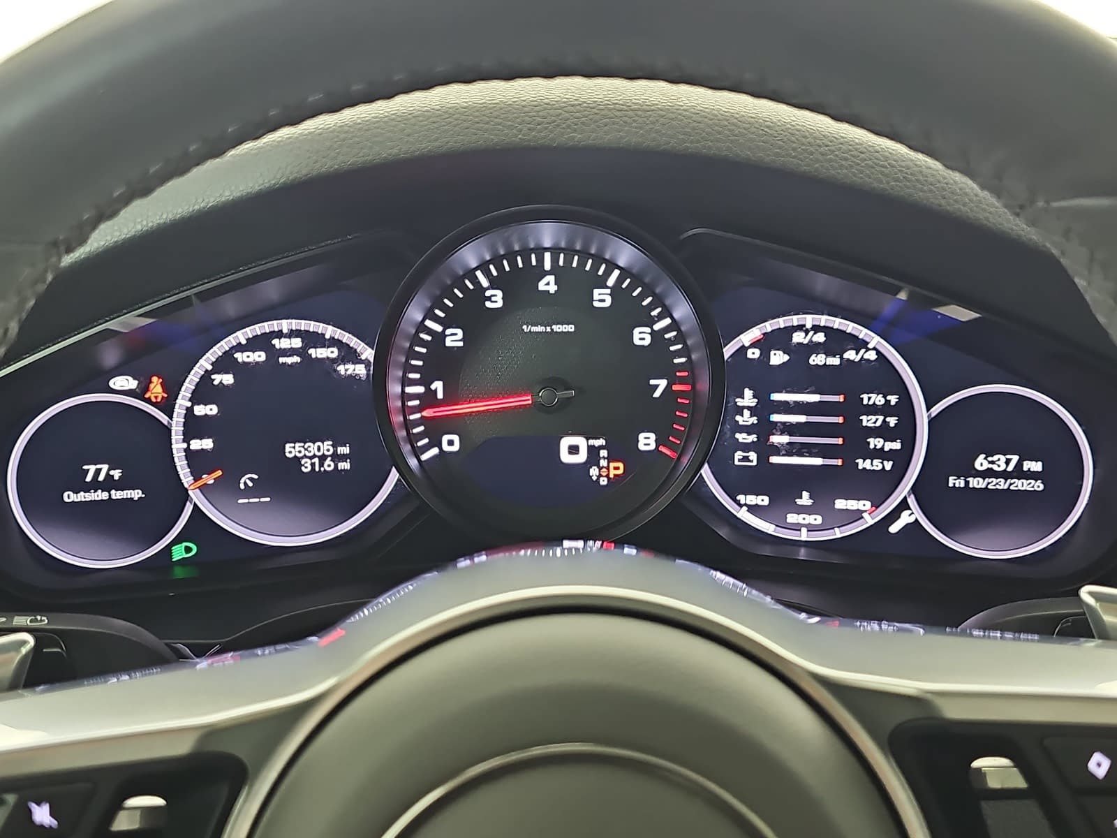 Used 2023 Porsche Cayenne Platinum Edition AWD/4WD image 19