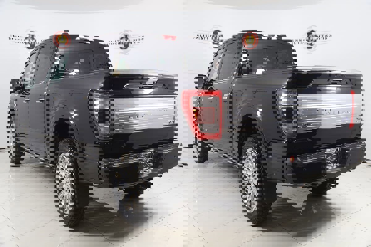 Used 2023 Ford F150 Limited image 4