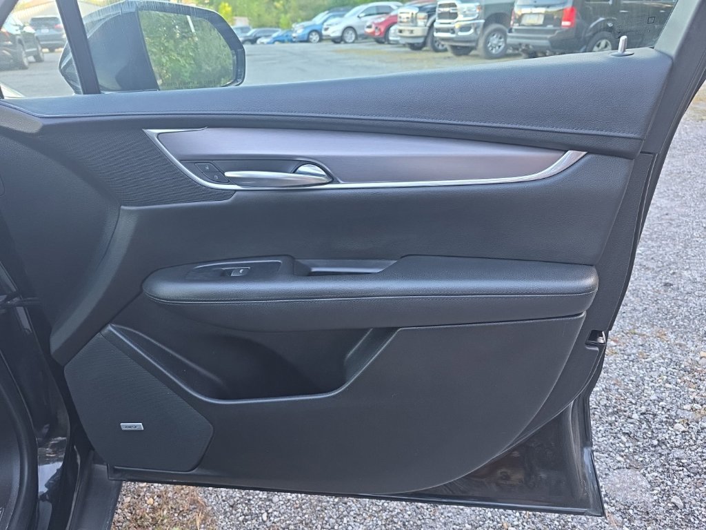 Used 2019 Cadillac XT5 Premium Luxury FWD image 21