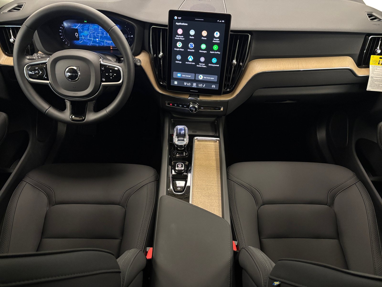 New 2026 Volvo XC60 T8 Plus w/ Protection Package Premier AWD/4WD image 15