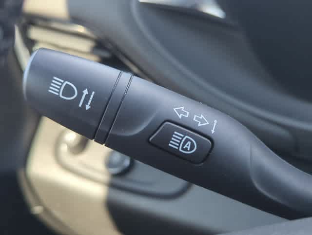 Used 2024 Buick Envista Sport Touring w/ Convenience I Package FWD image 26