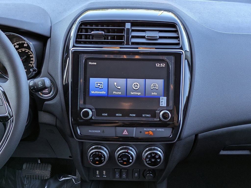 New 2025 Mitsubishi Outlander Sport SE image 18