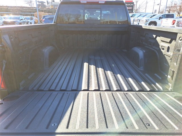 Used 2025 Chevrolet Silverado 1500 LT Trail Boss w/ Convenience Package II image 6