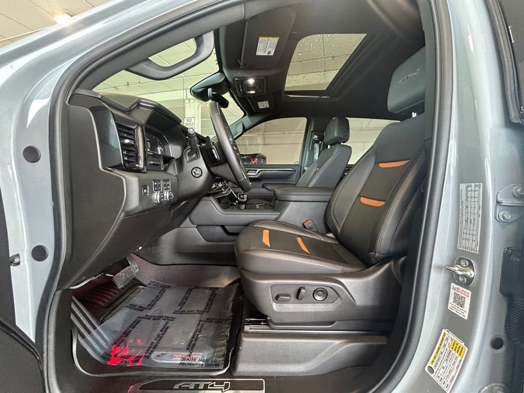 Used 2025 GMC Sierra 1500 AT4 w/ AT4 Premium Package image 10
