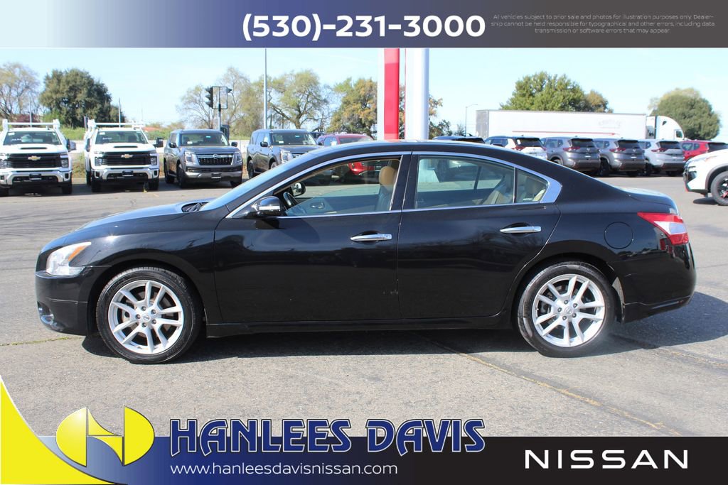 Used 2010 Nissan Maxima 3.5 SV w/ Premium Pkg image 2