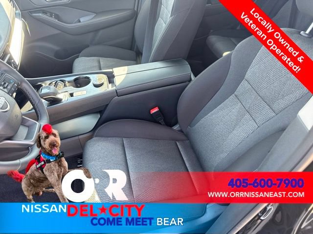 New 2026 Nissan Rogue SV AWD/4WD image 12