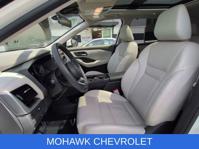 Used 2021 Nissan Rogue SV w/ Premium Package AWD/4WD image 20