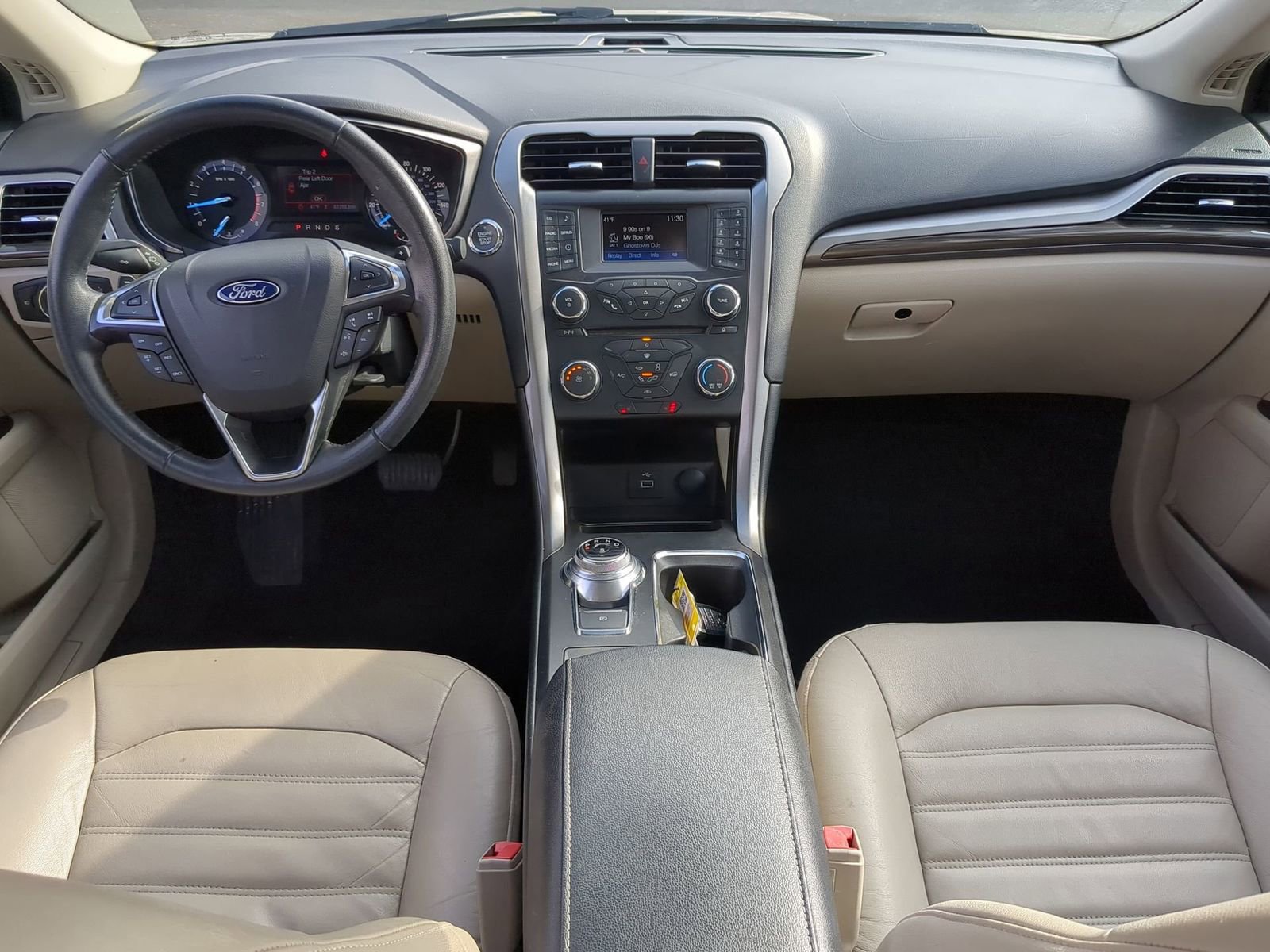 Used 2017 Ford Fusion SE image 17