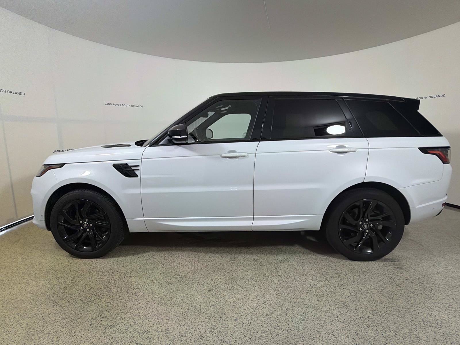 Used 2020 Land Rover Range Rover Sport HSE AWD/4WD image 2