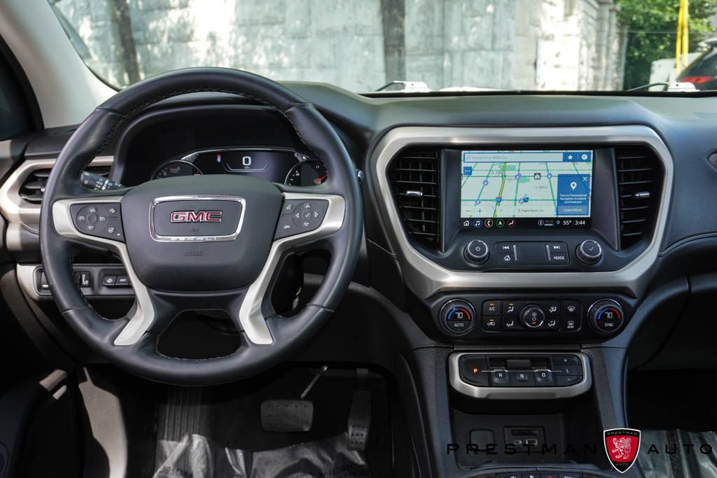 Used 2023 GMC Acadia Denali w/ Denali Technology Package AWD/4WD image 2