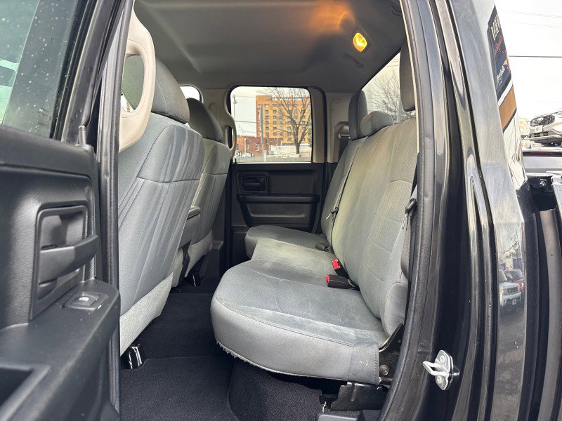 Used 2016 RAM 1500 Express image 24