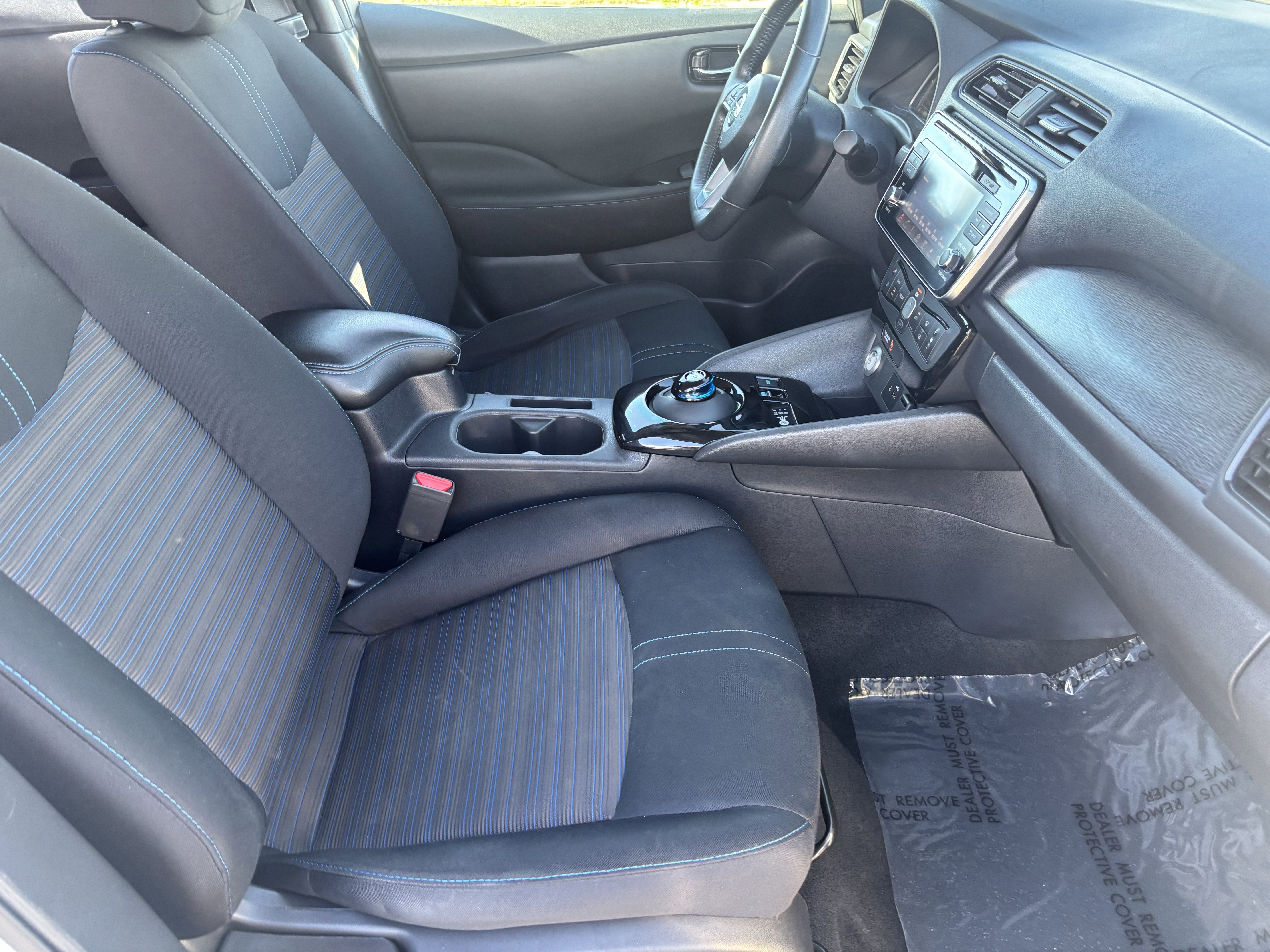 Used 2019 Nissan Leaf SV w/ Protection Package image 10