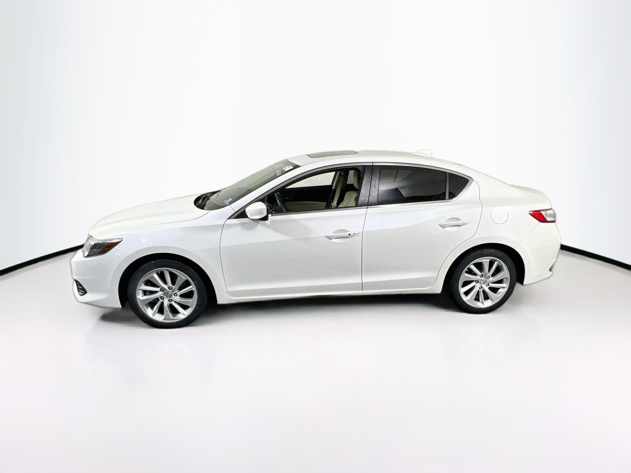 Used 2017 Acura ILX FWD image 8