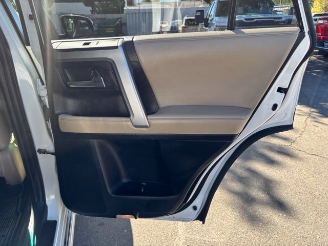 Used 2017 Toyota 4Runner Limited AWD/4WD image 39