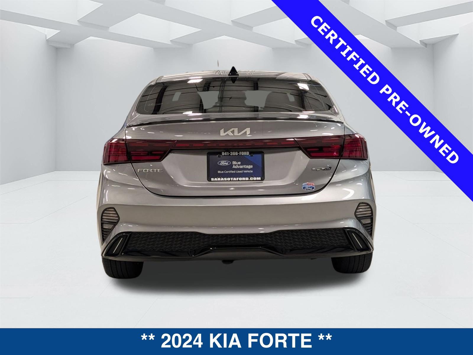 Used 2024 Kia Forte GT-Line w/ GT-Line Premium Package image 5