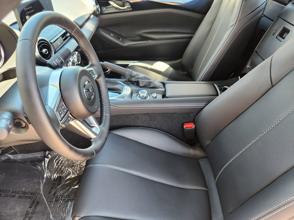 New 2026 MAZDA MX-5 Miata RF Grand Touring w/ Weather Package RWD image 4