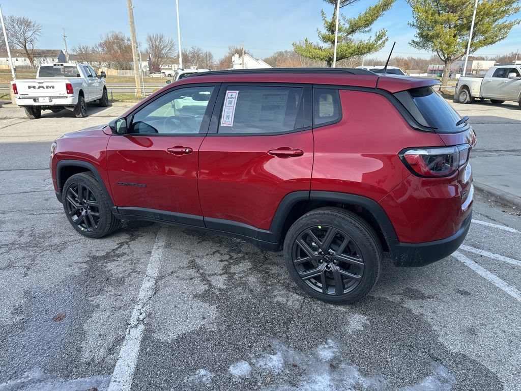 New 2026 Jeep Compass Latitude AWD/4WD image 17