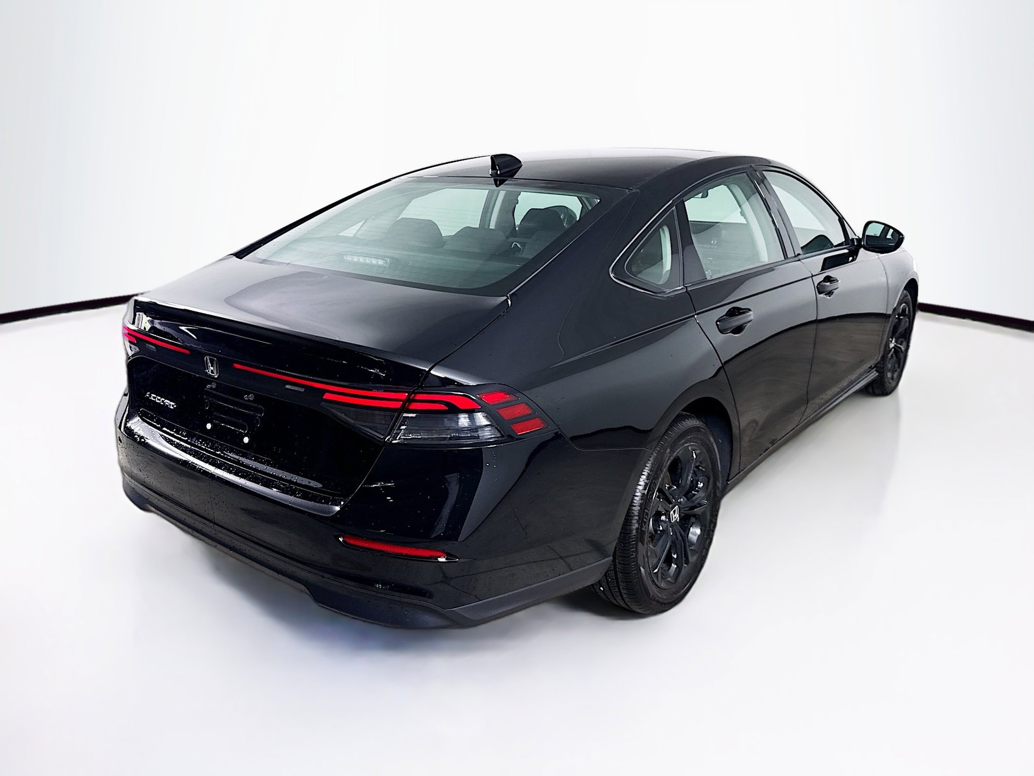 New 2025 Honda Accord SE image 31