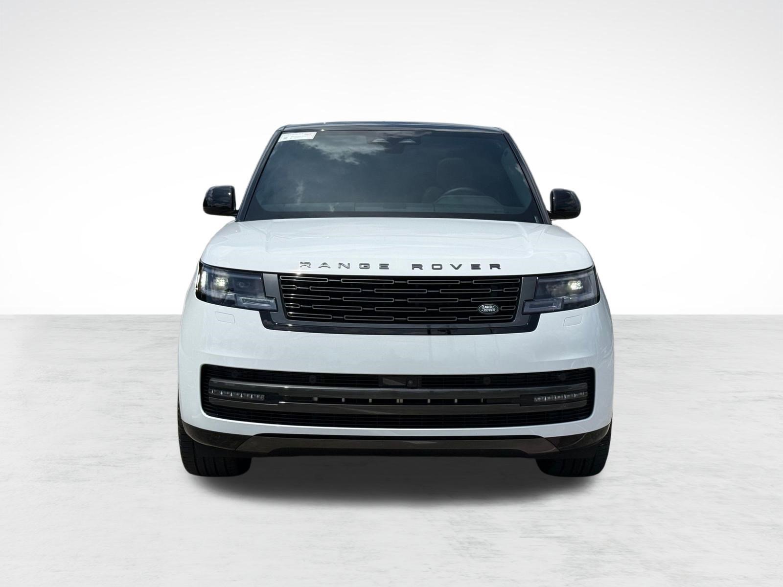 Used 2025 Land Rover Range Rover SE AWD/4WD image 6