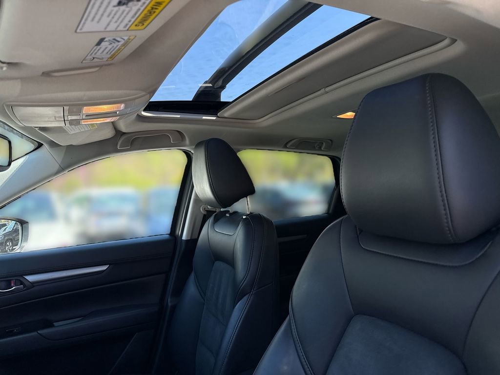 Used 2019 MAZDA CX-5 Touring image 16