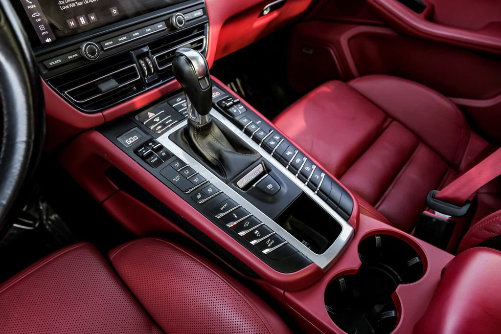 Used 2021 Porsche Macan GTS AWD/4WD image 22