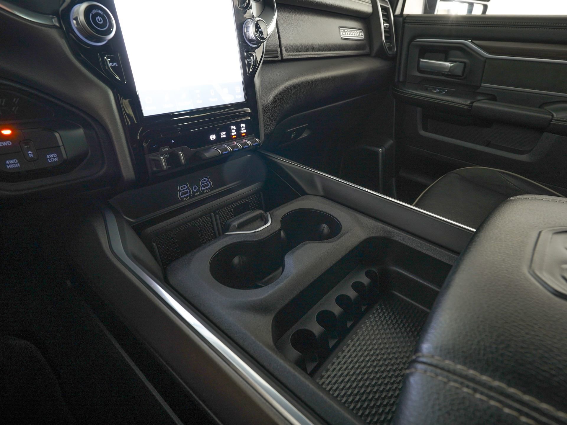 Used 2025 RAM 2500 Laramie w/ Night Edition image 22