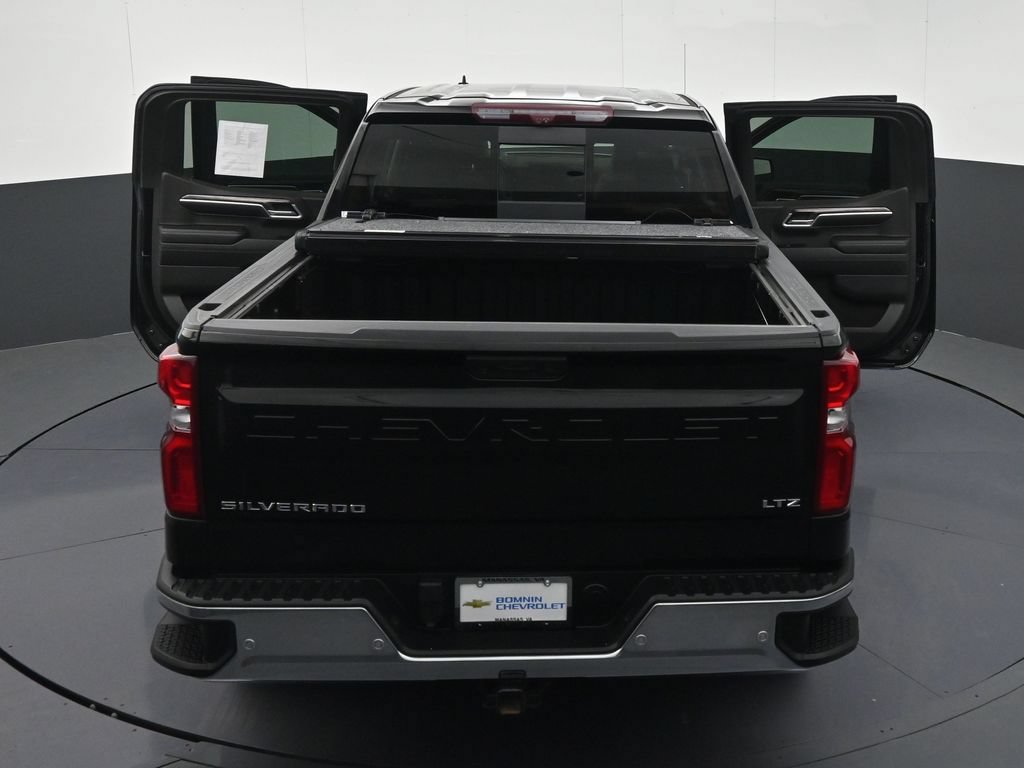 Certified 2022 Chevrolet Silverado 1500 LTZ w/ LTZ Premium Package AWD/4WD image 44