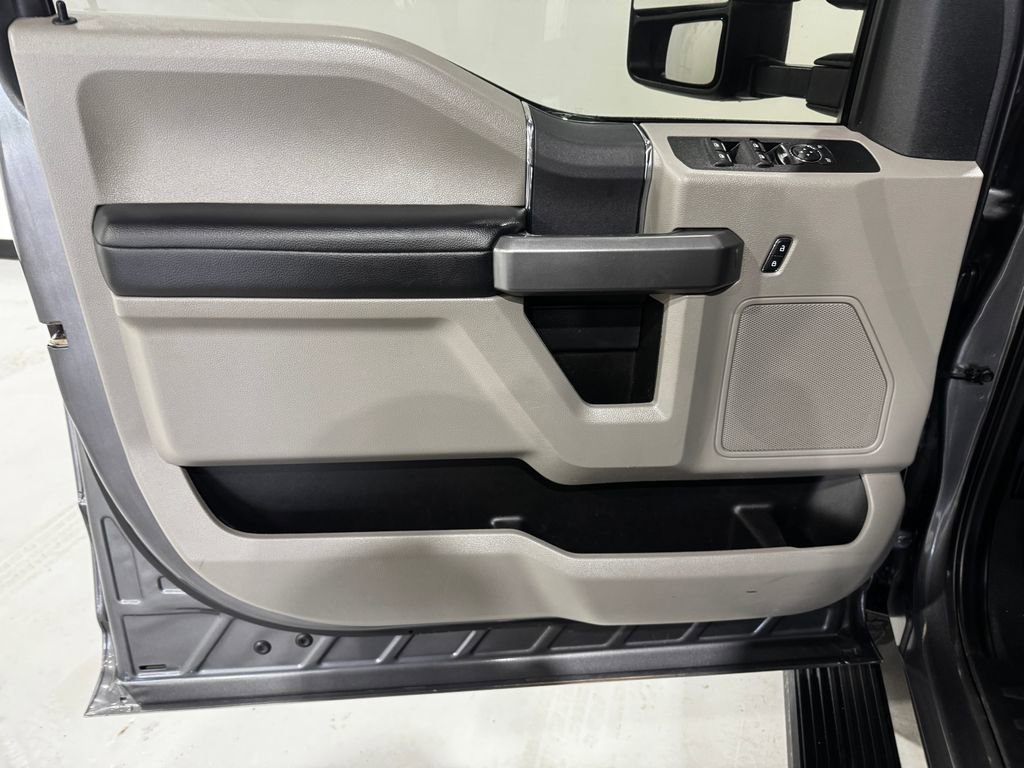 Used 2022 Ford F350 XLT w/ XLT Value Package AWD/4WD image 18