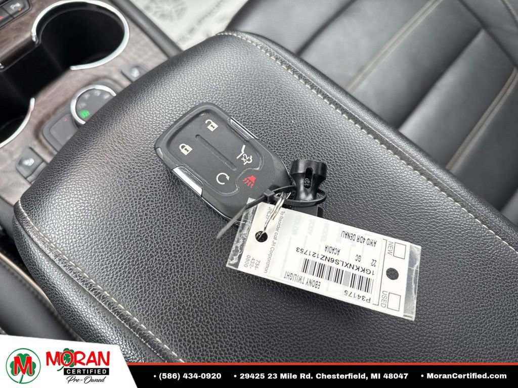 Used 2022 GMC Acadia Denali w/ GMC Pro Grade Package AWD/4WD image 34