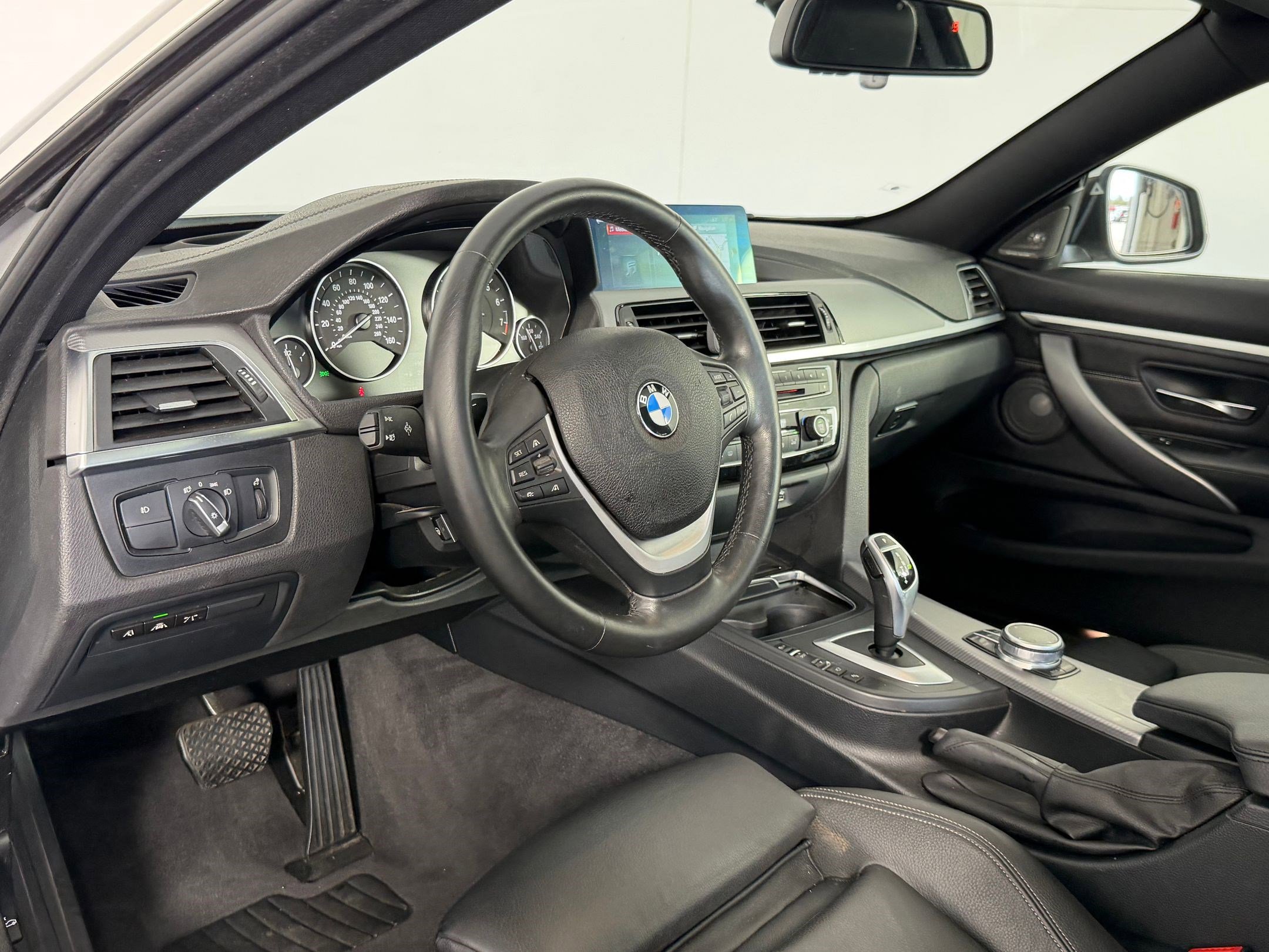 Used 2020 BMW 430i Coupe w/ Executive Package image 4