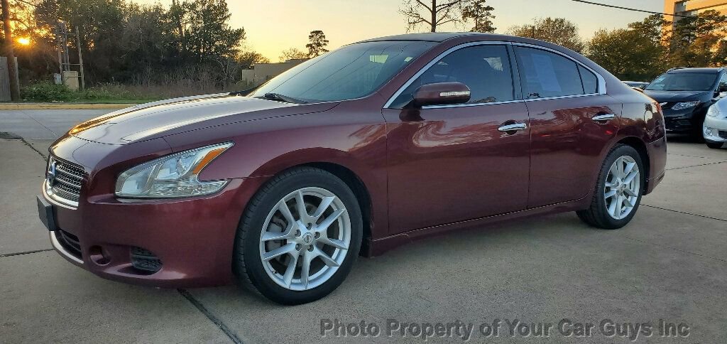 Used 2011 Nissan Maxima 3.5 SV w/ Monitor Pkg FWD image 1
