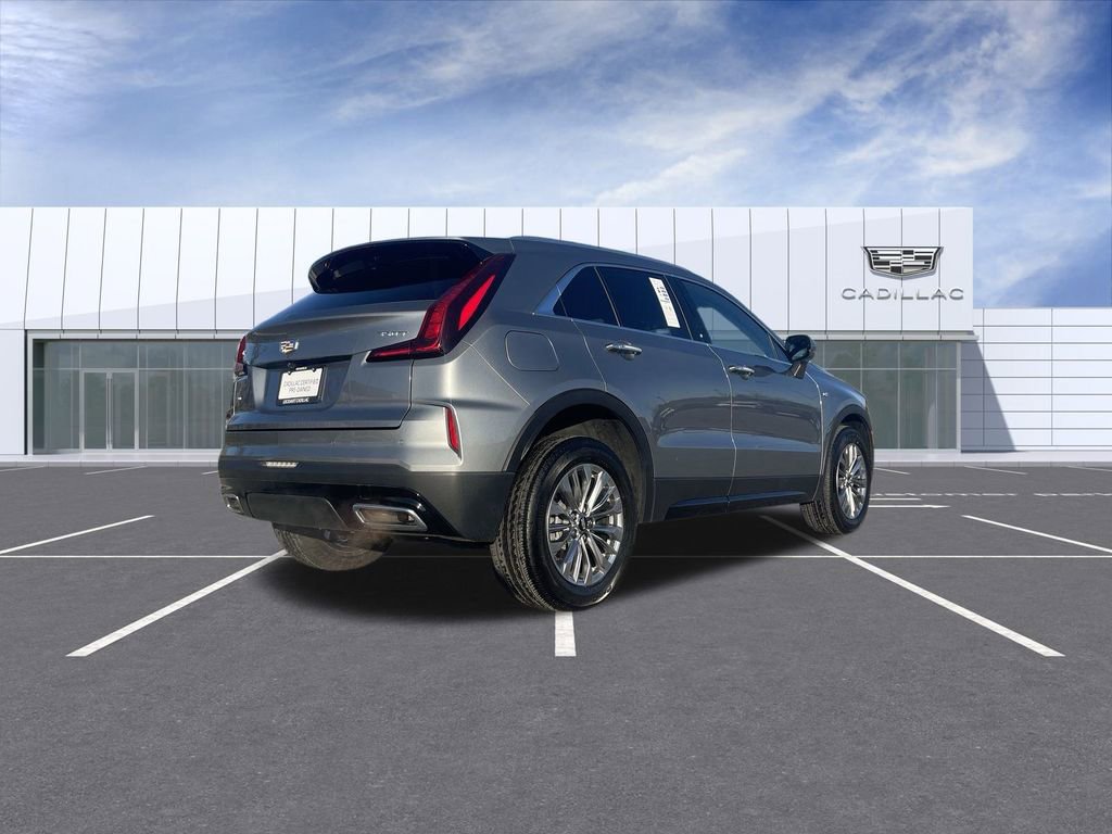 Certified 2024 Cadillac XT4 Premium Luxury image 8