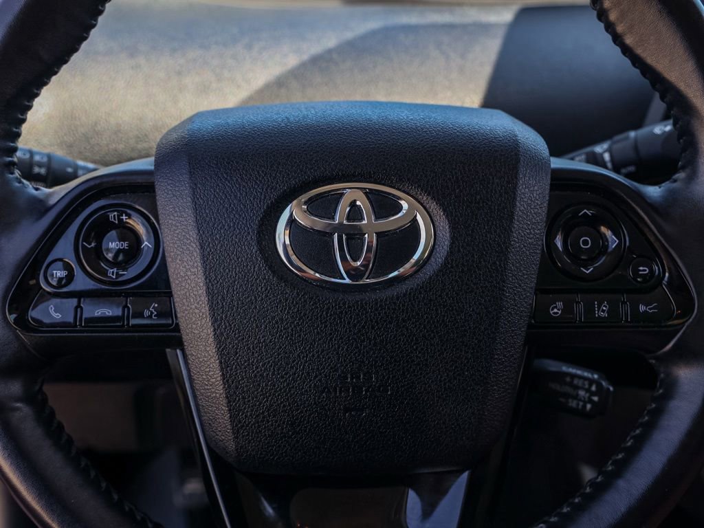 Used 2021 Toyota Prius Prime Limited FWD image 25