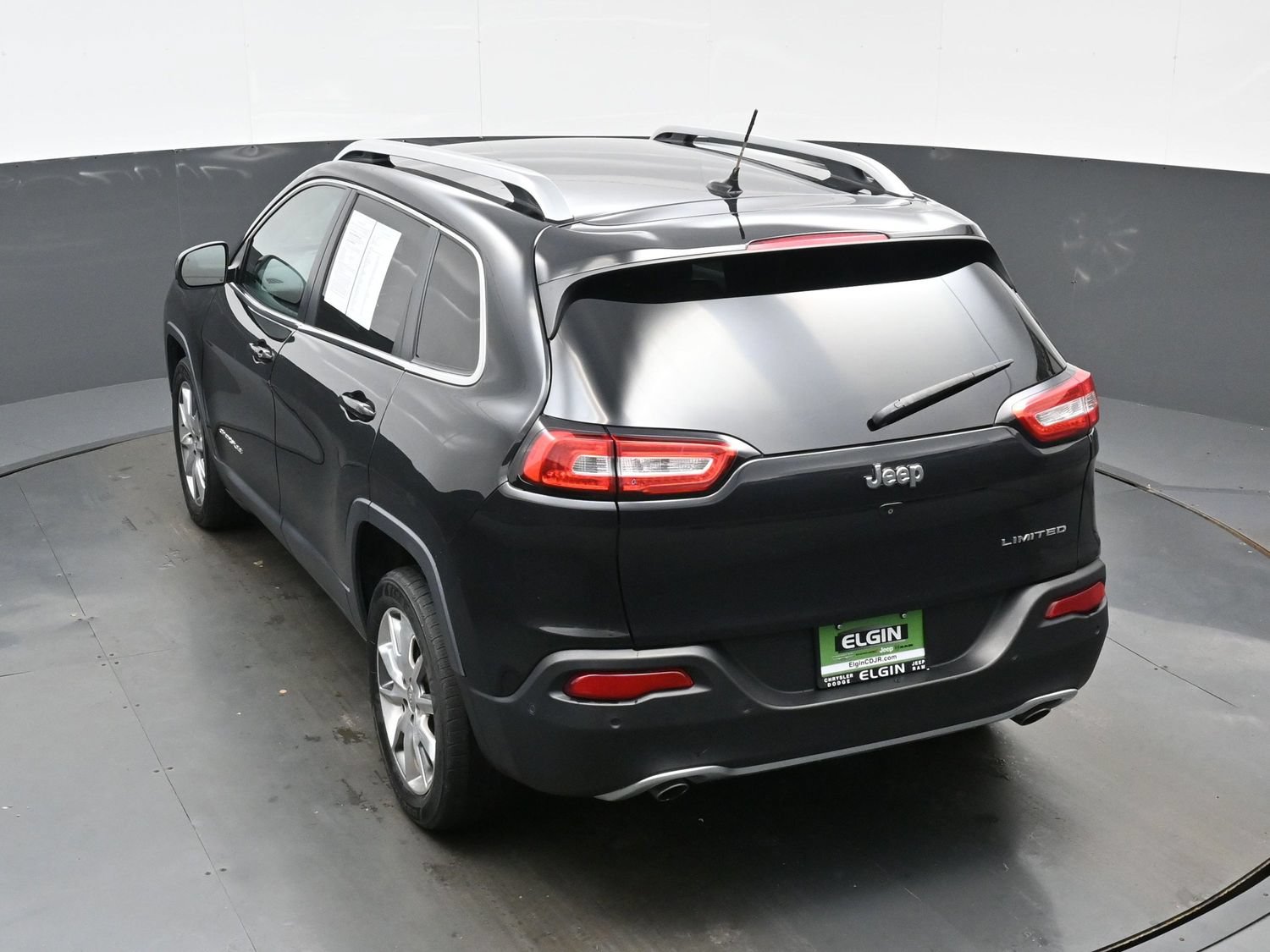 Used 2014 Jeep Cherokee Limited w/ Technology Group FWD image 38