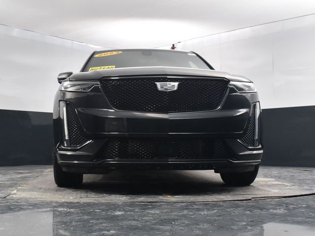 Used 2023 Cadillac XT6 Sport w/ LPO, ONYX Package image 43