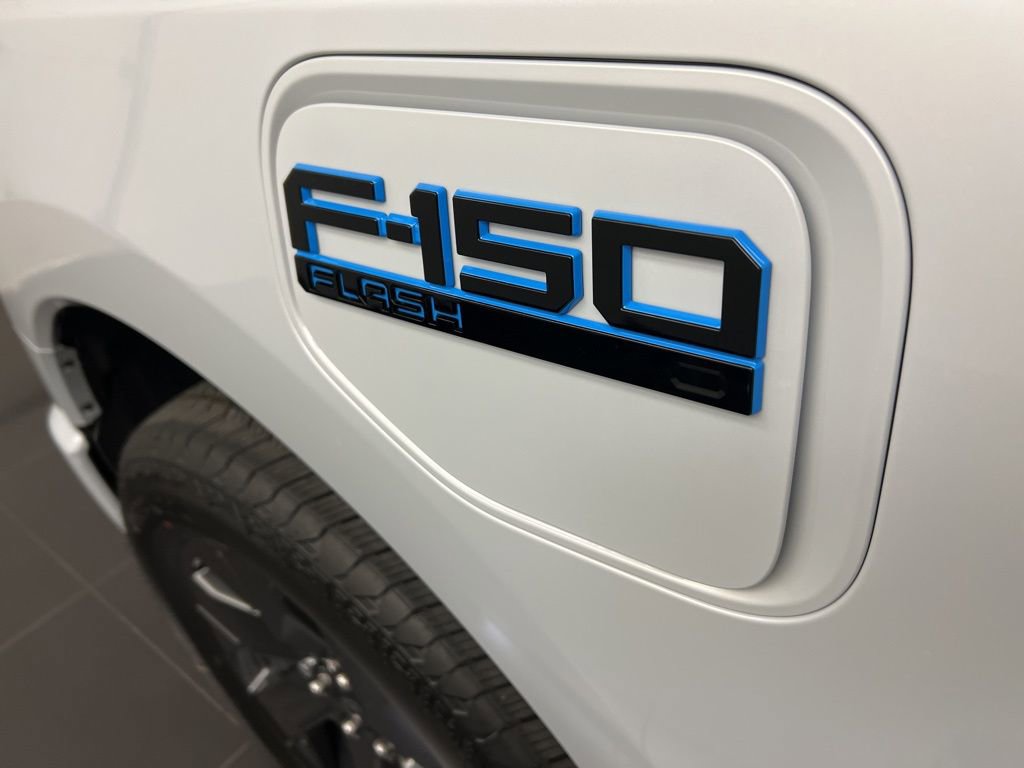 New 2025 Ford F150 Lightning Flash image 36