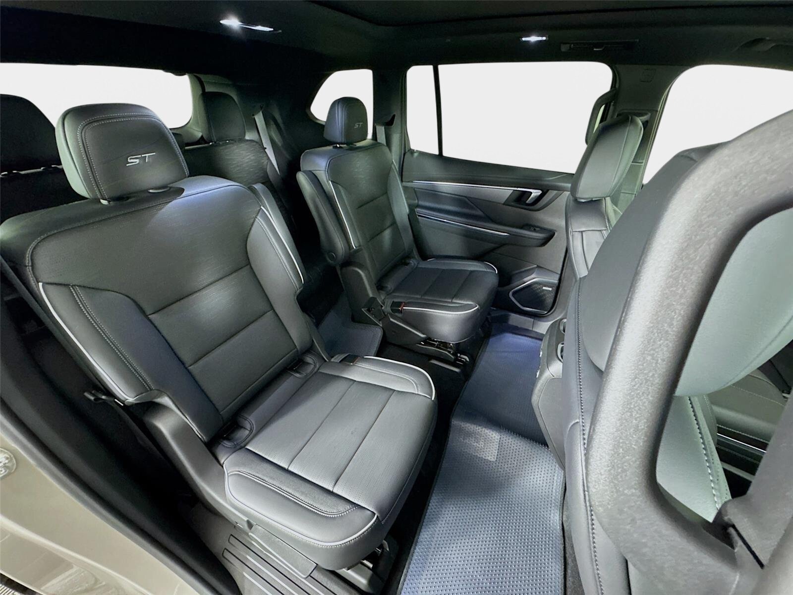 New 2026 Buick Enclave Sport Touring w/ Power Package FWD image 30