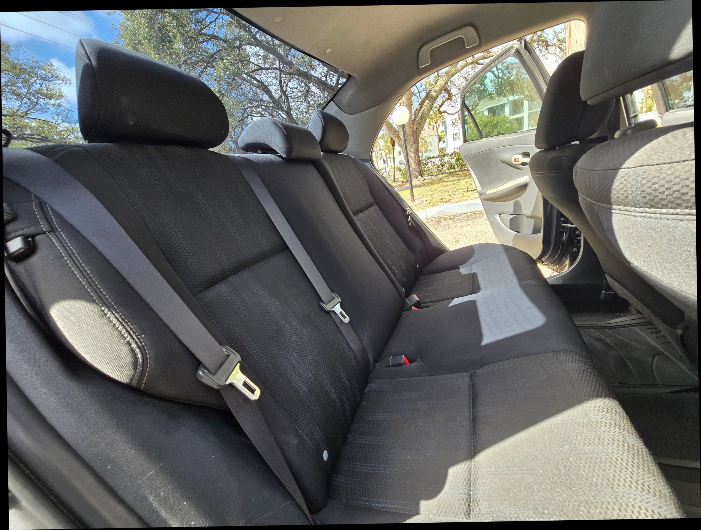 Used 2012 Toyota Corolla S image 25