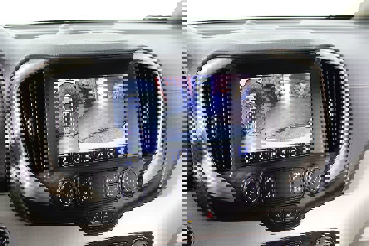 Used 2022 GMC Terrain Denali w/ Denali Premium Package image 17