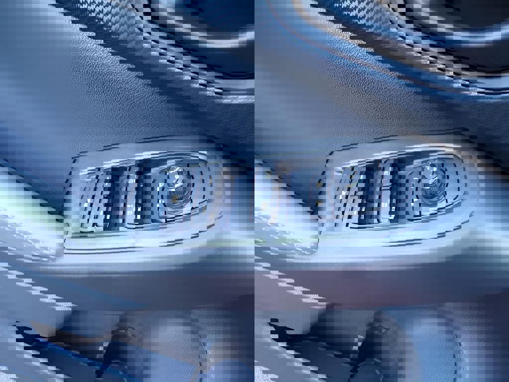 Certified 2025 Subaru Crosstrek 2.0i Premium image 25