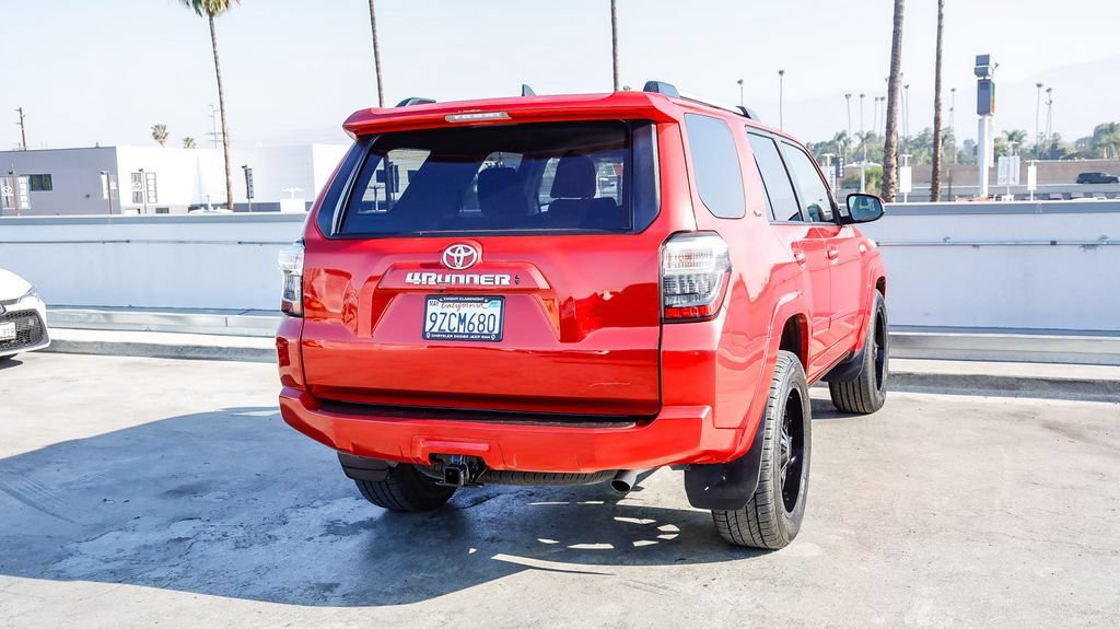 Used 2022 Toyota 4Runner SR5 RWD image 9