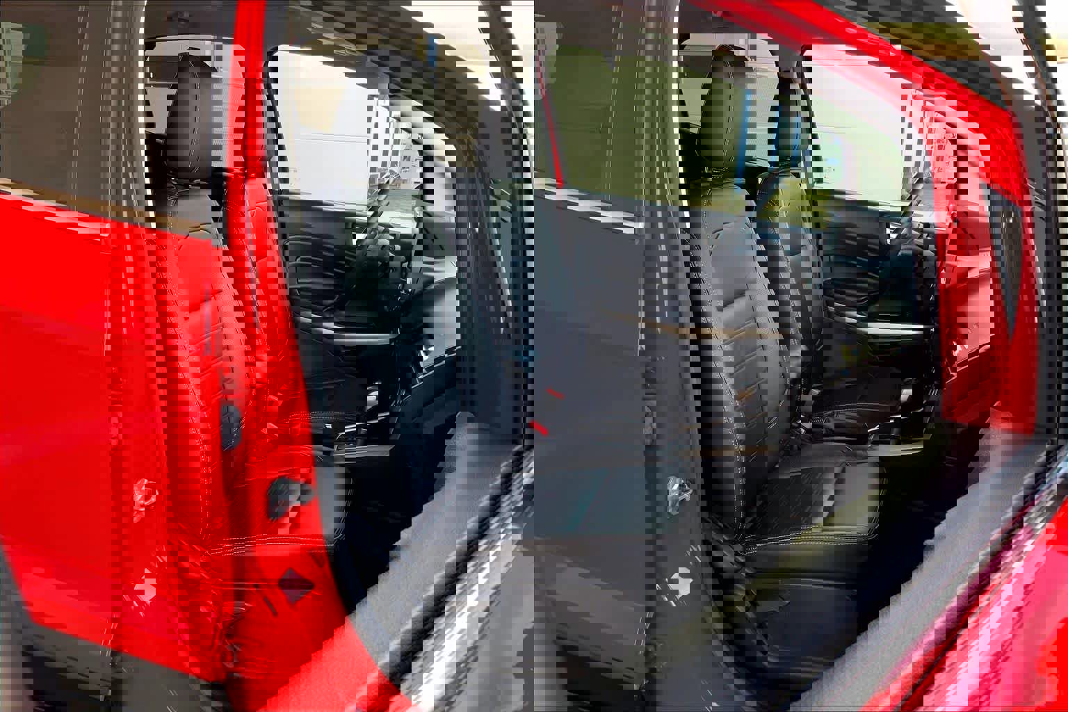 Used 2020 Ford EcoSport Titanium image 9